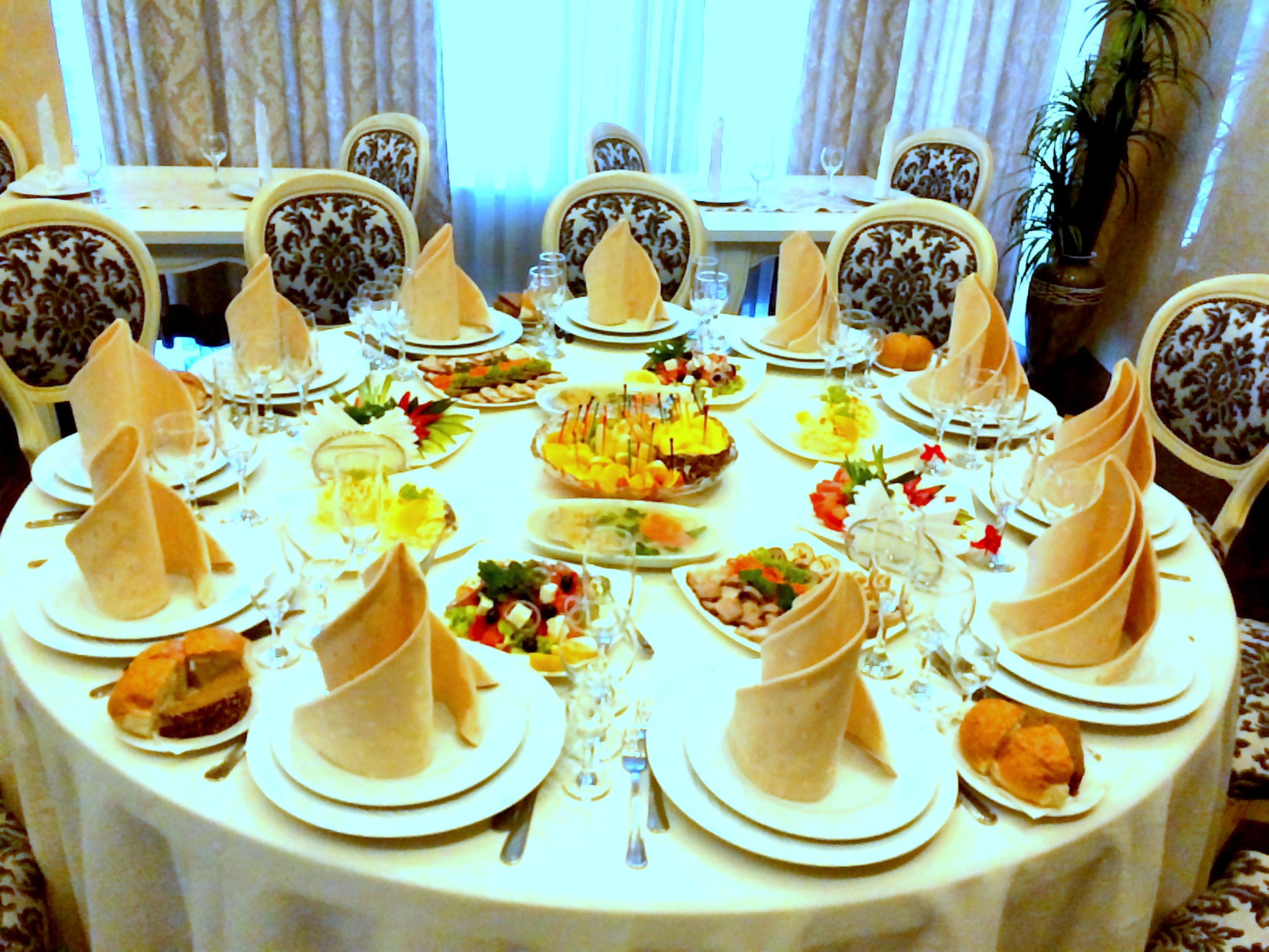 Manhattan Hotel & Restaurant Chişinau Exteriör bild